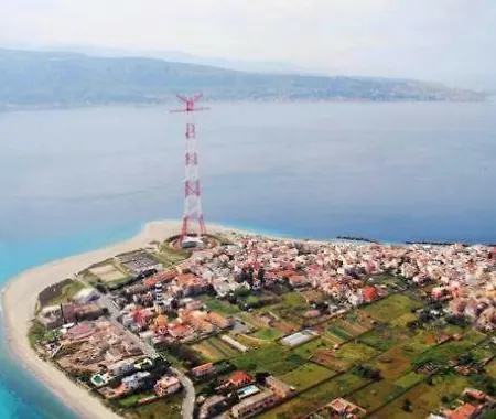 Tyrrhenian Sea * Torre di Faro